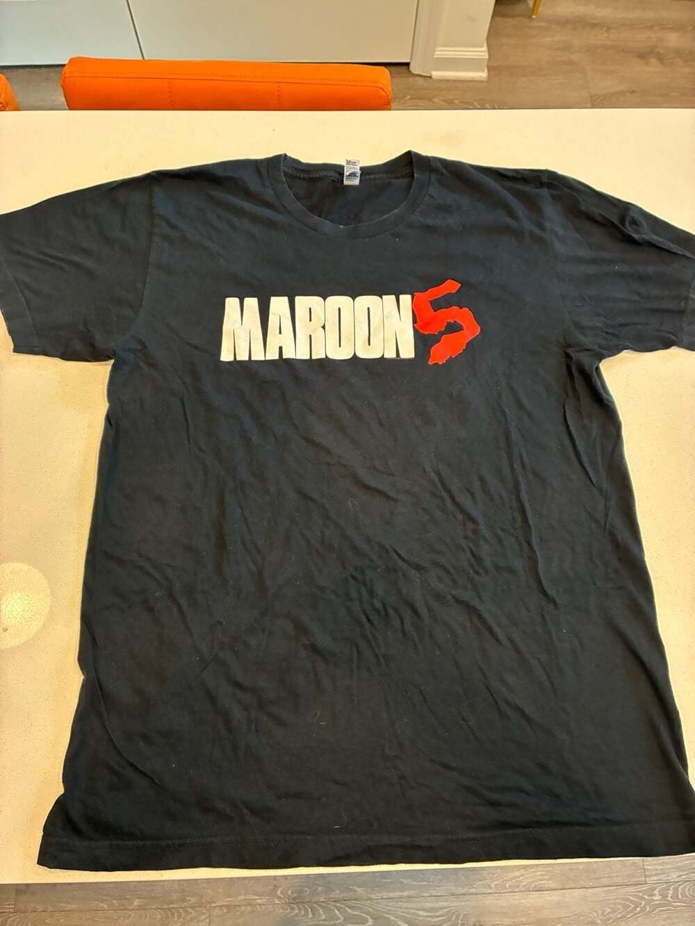 Los Angeles Apparel Maroon 5 Tour T-Shirt Size L Black